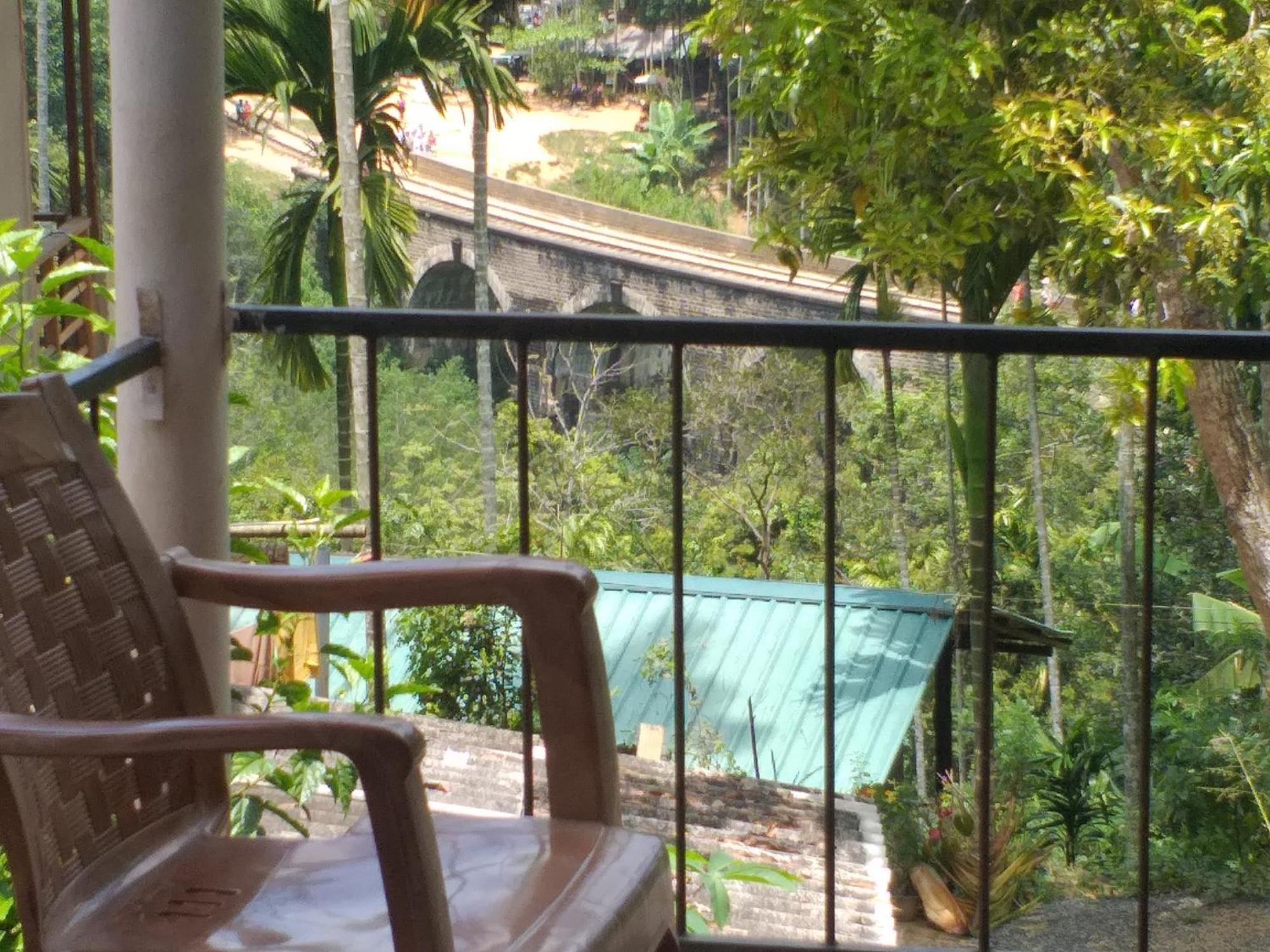 Nine Arch Araliya Homestay Ella Exterior foto